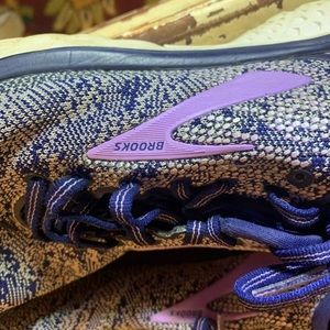 Brooks shoes- women’s size 8